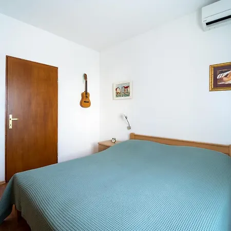 Erika Apartment Krk Town Exterior photo